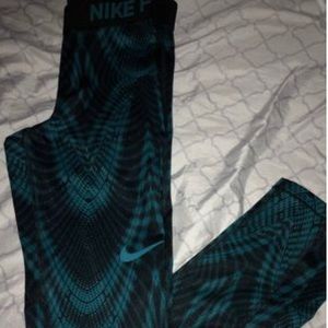 Nike pro leggings